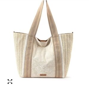 Sakroots Catalina Mosaic Canvas Tote Bag in White Flower Blossom #109499